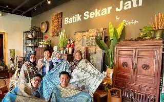 East Java Batik Centers Urged to Adopt Green Technology Without Losing Cultural Authenticity