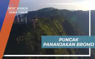 Enjoying the Sunrise Charm at Pananjakan Peak, an Iconic Mount Bromo Destination