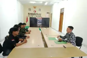 Promoting Digital-Based Election Supervision, Cimahi City Bawaslu Welcomes Unjani IT Interns