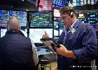 Sentimen Belanja Kecerdasan Buatan dan Lonjakan Harga Minyak Seret Wall Street ke Zona Merah