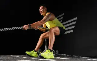 Ortuseight lanza HYPERFIT, una zapatilla multifuncional para aficionados a los deportes híbridos