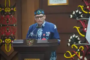Просуваючи культуру здорового способу життя, уряд провінції Central Kalimantan ставить держслужбовців в авангард програми GERMAS