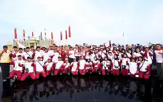 Opening the 10th Riau Islands POPDA, Lis Darmansyah Fires Up Tanjungpinang Athletes' Spirit