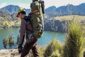En respeto a las tradiciones del pueblo Tengger, el sendero de ascenso al monte Semeru se cierra temporalmente por 12 días
