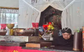 Debunking the Mount Kawi Pesugihan Myth: Management Clarifies Fake Tariff List for Mystical Rituals
