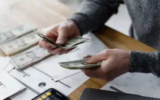 Analyzing the Potential of Crowdfunding as a Modern Business Funding Strategy
