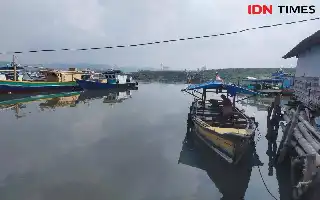 Mount Anak Krakatau Alert Status: Lampung Coastal Fishermen Continue Activities with Caution