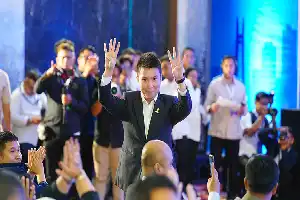 Anthony Leong: Political Stability is Key to Achieving 8 Percent Economic Growth
