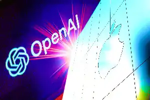 Apple presenta una demanda contra OpenAI acusándola de robar secretos comerciales a través de ex empleados