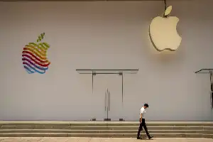Apple подала позов проти OpenAI через підозру в крадіжці комерційної таємниці