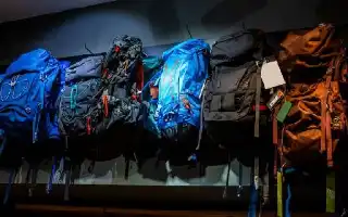 Guía para elegir una mochila de montaña de calidad para practicar montañismo de forma segura