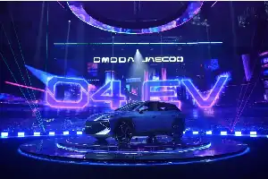 Джакарта стала свідком світового дебюту Omoda O4 — розумного електричного кросовера на базі штучного інтелекту