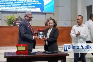 Impulsando la calidad de los recursos humanos, el Gobierno de Maluku Suroriental integra educación, salud y digitalización