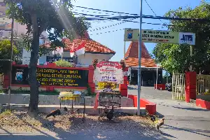 Death of Suspected Snatcher in Gunung Anyar Police Station Restroom Raises Questions, Family Demands Transparent Investigation