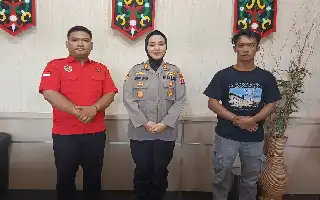 Fortaleciendo la sinergia de seguridad pública, DPD PERPEDAYAK de Gunung Mas celebra una audiencia con la nueva jefa de policía