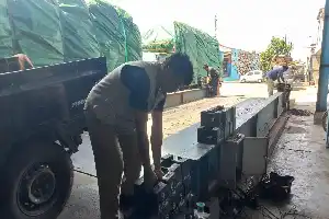 Para evitar discrepancias de carga, la UPT de Metrología de Tegal calibra básculas de puente de 40 grandes empresas