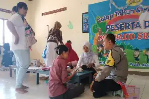 Preventing Stunting from the Source, Ngestiharjo Police Educate Teenage Girls on Nutrition and Reproductive Health