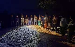 Briefly Lost After Falling Asleep on Mount Jantan, Two Karimun Teenagers Successfully Evacuated