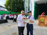 Winning Two Karate Golds, MTsN 1 Bandar Lampung Student Named Outstanding Student