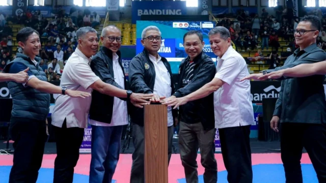 Dorong Prestasi Global, Wali Kota Bandung Tekankan Pentingnya Pembudayaan Olahraga