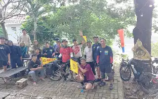 'Menapak Bumi' Expedition: Mapala UI Member Cycles 1,634 KM to Conquer 13 Mountain Peaks