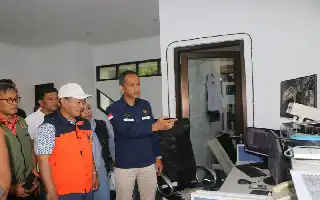 Gobierno de la regencia de Serang asegura que el turismo en Anyer y Cinangka es seguro a pesar del estado de alerta del monte Anak Krakatau