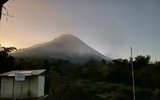 Alert Status of Mount Merapi, Sri Sultan HB X Urges Tourists to Avoid the Peak Area