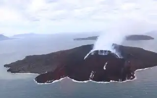 Reading the Potential Risks of Mount Anak Krakatau's Volcanic Activity
