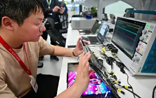 El fenómeno 'One-Person X': Cómo la Inteligencia Artificial está cambiando la estructura empresarial y el mercado de PC