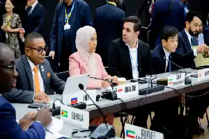 Ministra de Comunicación y Digital Afirma que la Transformación Digital de Indonesia Debe Servir como Plataforma para la Preservación Cultural Local