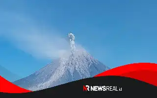 Volcanic Activity Rises: Mount Semeru Records Seven Eruptions in Four Hours
