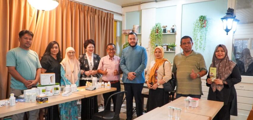 Dorong Kesadaran Kesehatan, Pemkot Padang Gandeng Mantan Wamenkes Malaysia Gelar Edukasi Warga