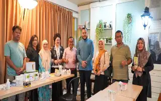 Para fomentar la concienciación sobre la salud, el gobierno de Padang se alía con el exviceministro de Salud de Malasia en una jornada educativa