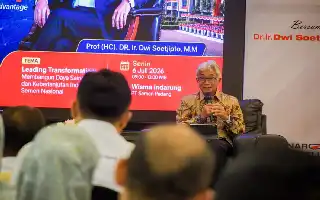 Impulsando la competitividad, PT Semen Padang analiza la estrategia de transformación industrial junto a Dwi Soetjipto
