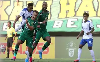 Give Time to Adapt, Bernardo Tavares Asks Public Not to Rush in Judging Persebaya's New Foreign Players