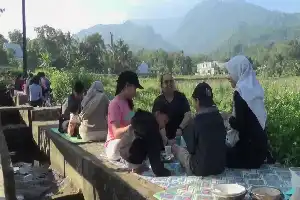 Gastronomía Londer Limbangan: Un destino para desayunar con vistas a cuatro montañas en Kendal