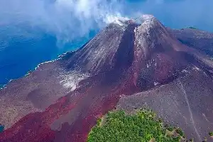 Se requiere una mitigación intensiva ante el aumento de la actividad volcánica del Anak Krakatau