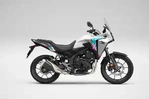 Новий Honda NX500 офіційно дебютував в Індонезії, пропонуючи технологію E-Clutch для любителів пригод