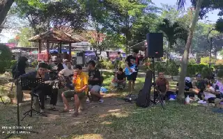 Musical Harmony at Wijaya Kusuma Park: Transforming Sunday Mornings in Sampang