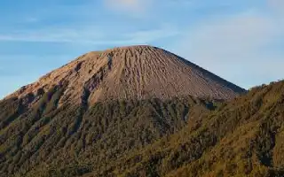 TNBTS Temporarily Closes Mount Semeru Climbing Route During Karo Festival Celebrations