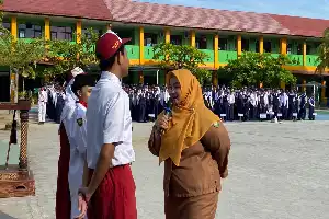 Vice Regent of East Kotawaringin Encourages Students to Utilize AI and Digital Technology for Innovation