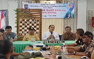 El Gobierno de Depok inicia el programa "Ajedrez en la Escuela" para desarrollar la inteligencia de los estudiantes