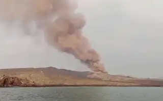 Mount Anak Krakatau Alert Status: Public and Fishermen Prohibited from Approaching 3-Kilometer Radius