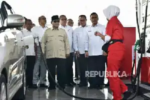 El presidente Prabowo anuncia el hallazgo de nuevas reservas de oro y minerales en las montañas de Papúa