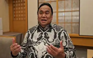 Business and Political Worlds Mourn as National Figure Rachmat Gobel Passes Away