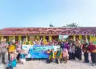 IIB Darmajaya Lecturer Trains Teachers in Tulang Bawang to Integrate Digital Interactive Boards and AI Technology