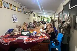 Para mejorar la alfabetización sanitaria, Rumah Sakinah Muhammadiyah educa a los residentes sobre la prevención de enfermedades renales